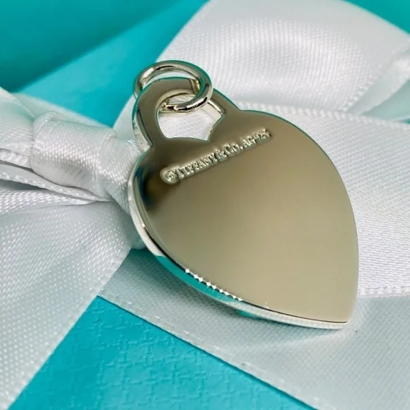 Tiffany & Co. RTT Enamel Splash Heart NWT 925 silver Tiffany Blue RETIRED - Picture 6 of 9